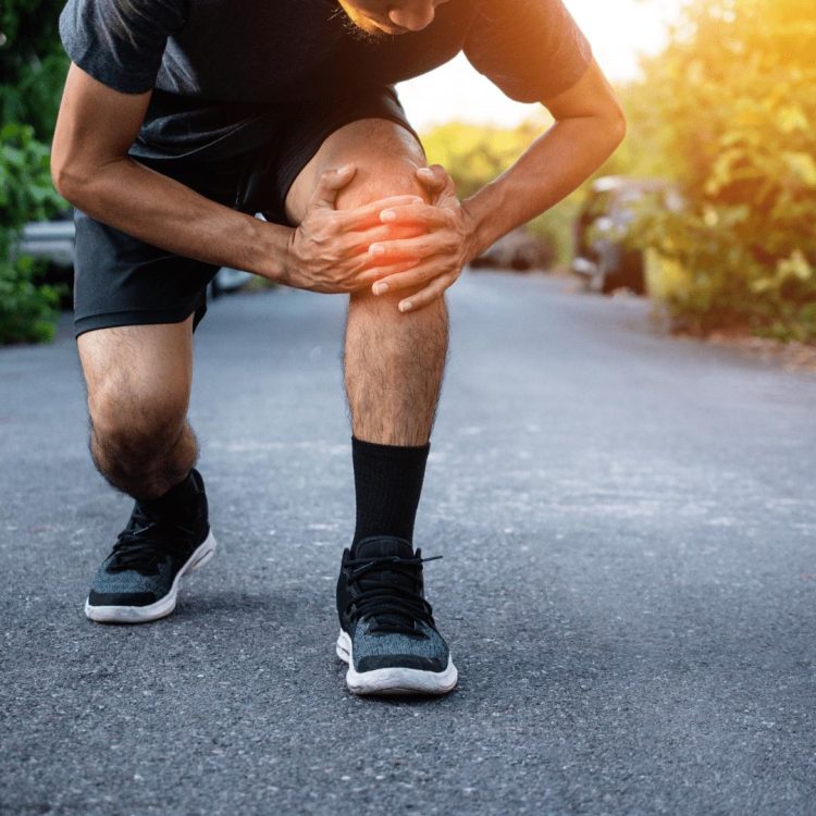 Are you a runner experiencing knee pain?